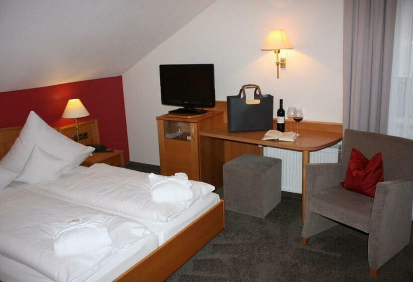 ベーシックルーム, Wiedemann S Wein