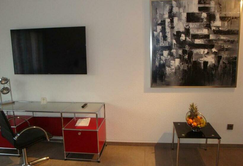 테라스 주니어 스위트, Zeitzeichen