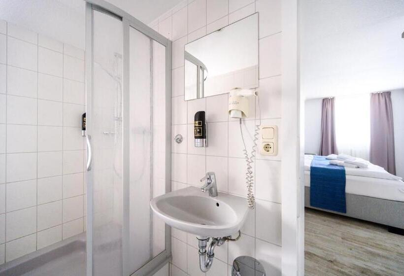 デラックスジュニアスイート, Zur Seemöwe