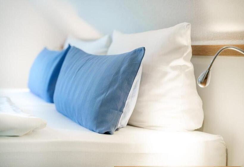 デラックスジュニアスイート, Zur Seemöwe