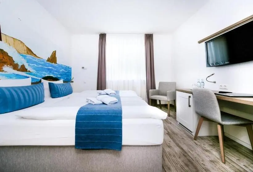 Deluxe Kolmen Hengen Huone, Zur Seemöwe