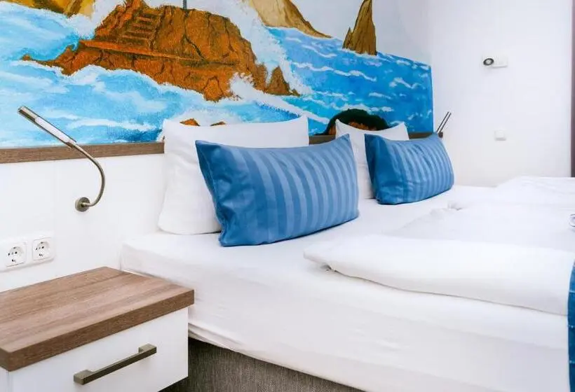 Deluxe Kolmen Hengen Huone, Zur Seemöwe