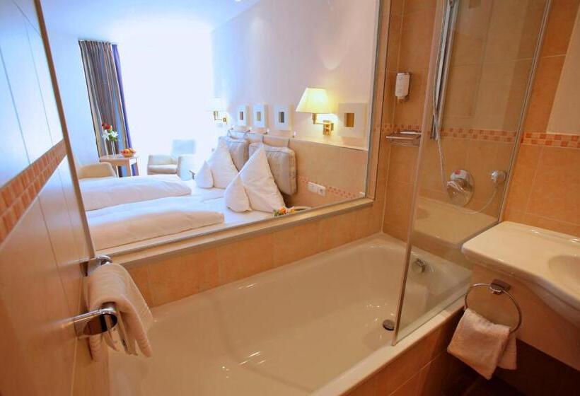 Номер Стандарт, Parkhotel Flora Am Schluchsee