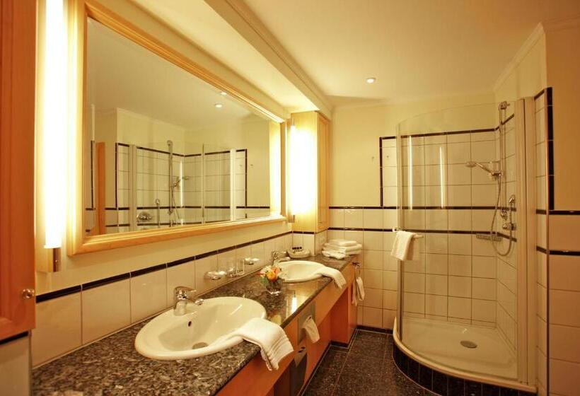 סוויטת ג'וניור, Parkhotel Flora Am Schluchsee