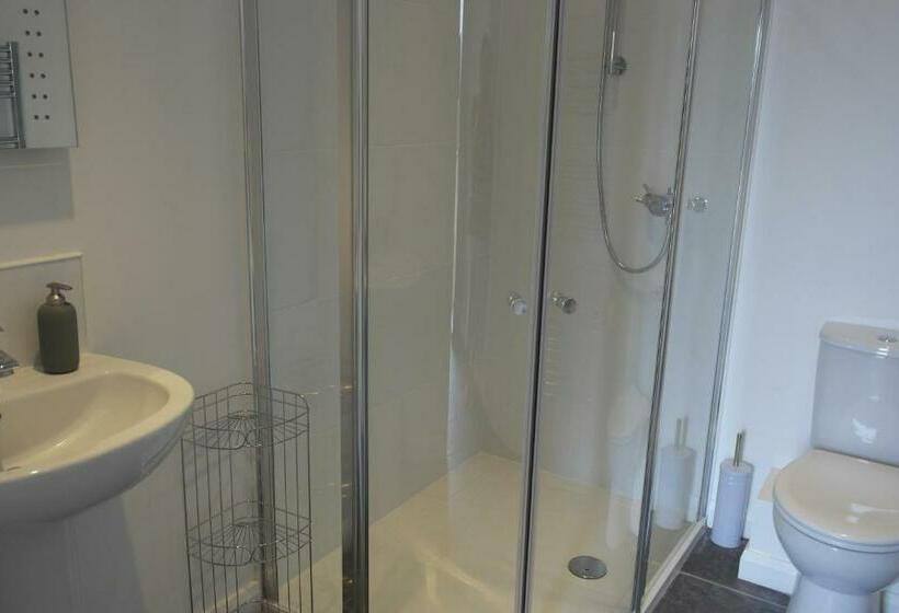 デラックスルーム, Handley Barn