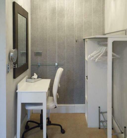 Quarto Estandar, The Cambridge Guest House By Tas