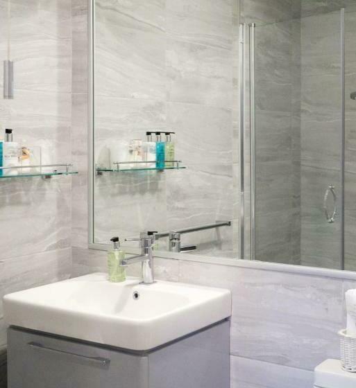 Quarto Triplo Estandar, The Cambridge Guest House By Tas