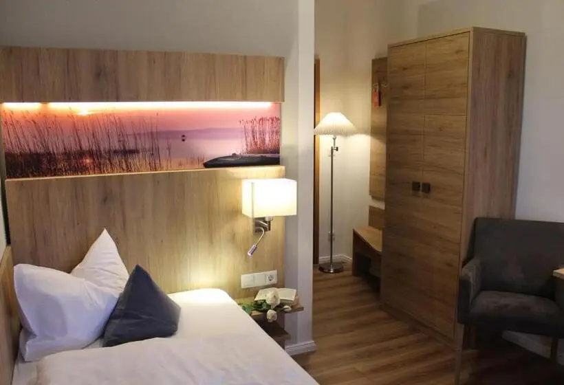 スタンダードシングルルーム, Ferien  Und Wellnesshotel Waldfrieden