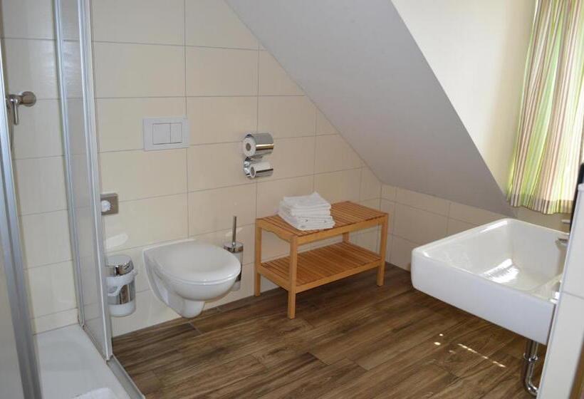 스탠다드 룸, Daimerwirt