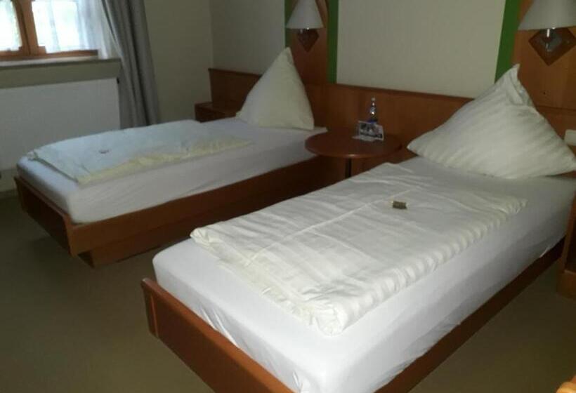 스탠다드 룸, Daimerwirt