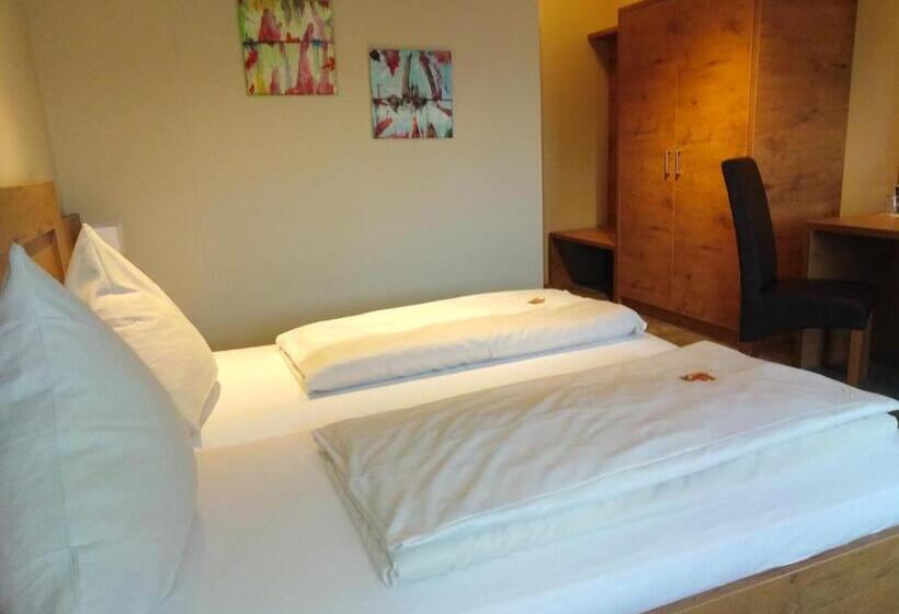 컴포트 룸, Daimerwirt