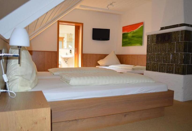 컴포트 트리플 룸, Daimerwirt