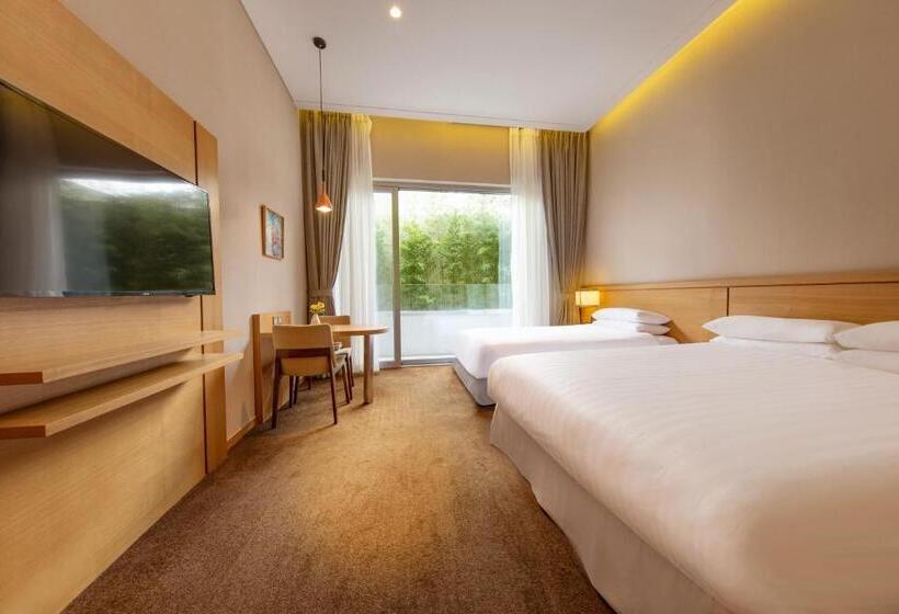 デラックスルーム, Hidden Cliff Hotel And Nature