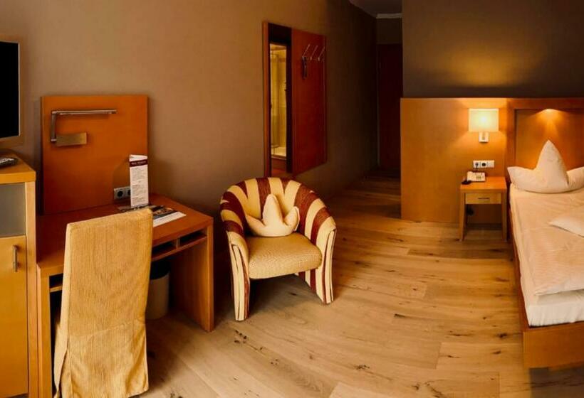 חדר סטנדרט יחיד, Hochheide