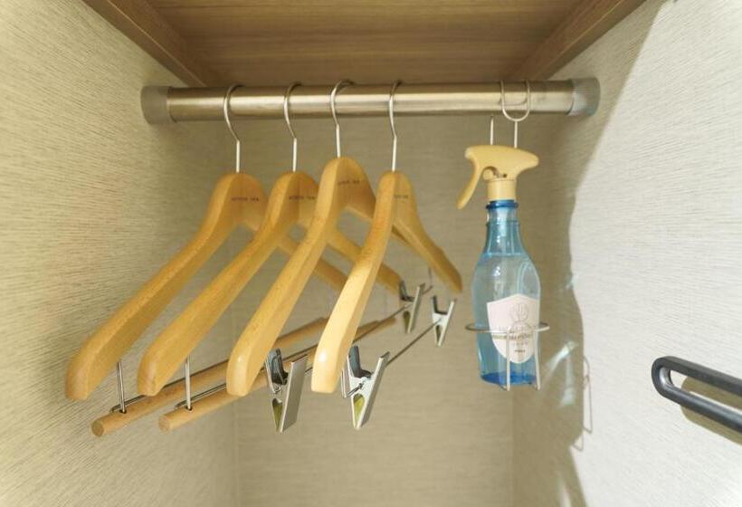 חדר סטנדרט מותאם לאדם עם מוגבלויות, Meitetsu Inn Hamamatsucho