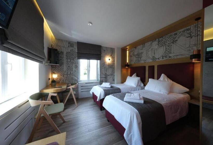 标准间, Restaurant Axion