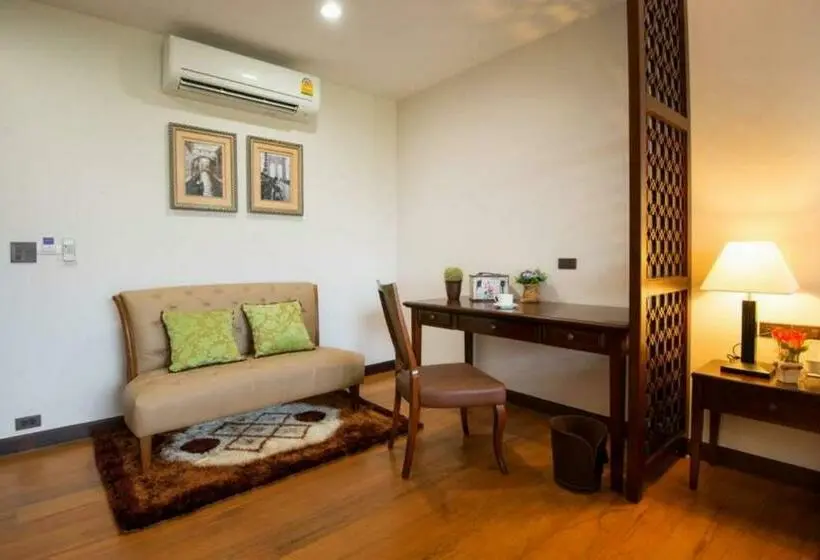 デラックスルーム, Rimnaam Klangchan Hotel   Sha Plus