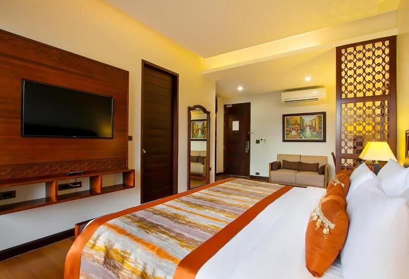 Люкс, Rimnaam Klangchan Hotel   Sha Plus