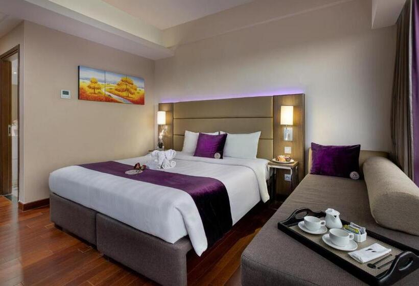 带大床的高级房间, Satoria Hotel Yogyakarta   Chse Certified