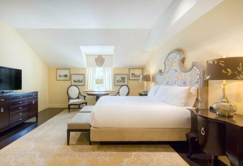 اتاق سوپریور با تخت بزرگ, The Mayton