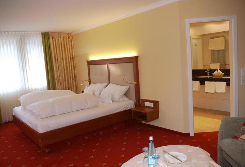 סוויטה משפחתית, Thomahof