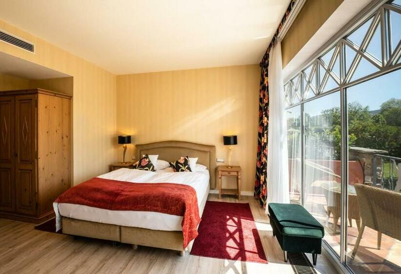 Номер бизнес-класса, Weisser Bär