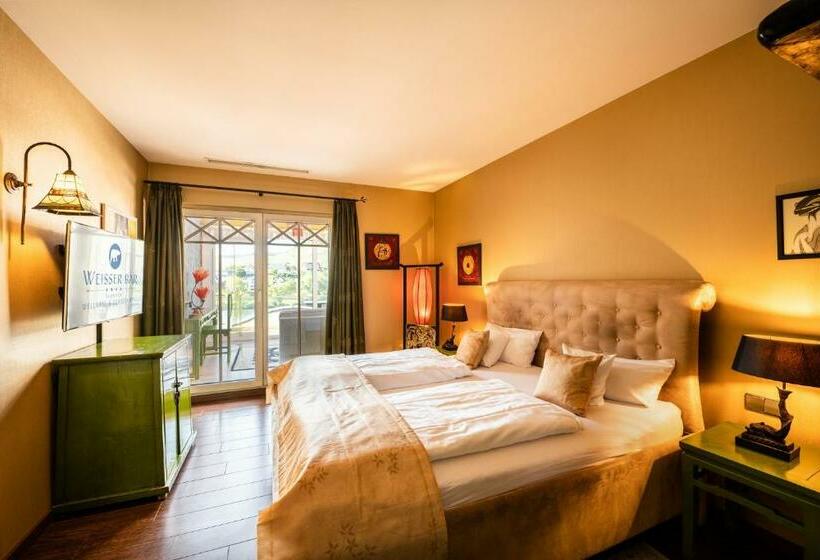 Номер Стандарт Вид на Реку, Weisser Bär