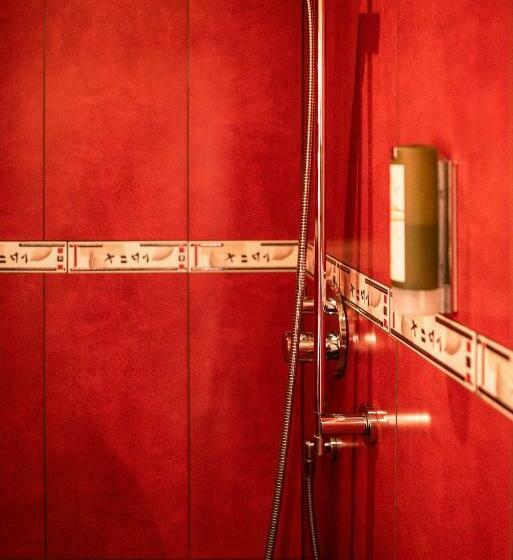 Номер бизнес-класса, Weisser Bär