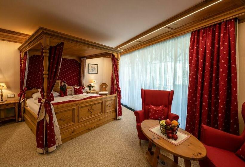 Номер Стандарт Вид на Реку, Weisser Bär