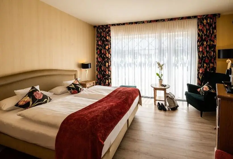 スタンダードルーム, Weisser Bär
