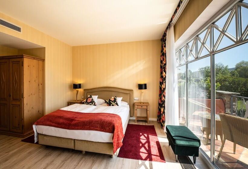 Номер Стандарт, Weisser Bär