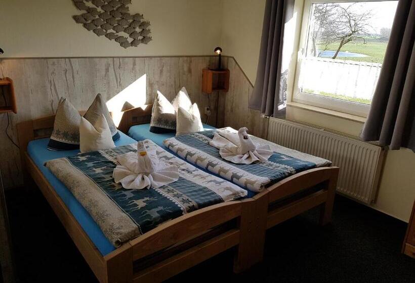 غرفة قياسية ثلاثية مطلة علي الحديقة, Landhotel Pathes Hof