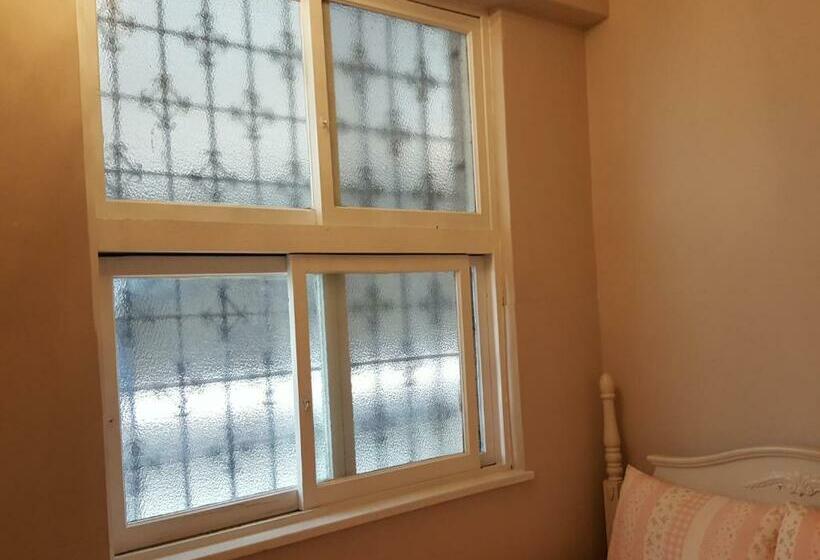 اتاق استاندارد با سرویس بهداشتی مشترک, 橙舍二館 Tw Hostel 2