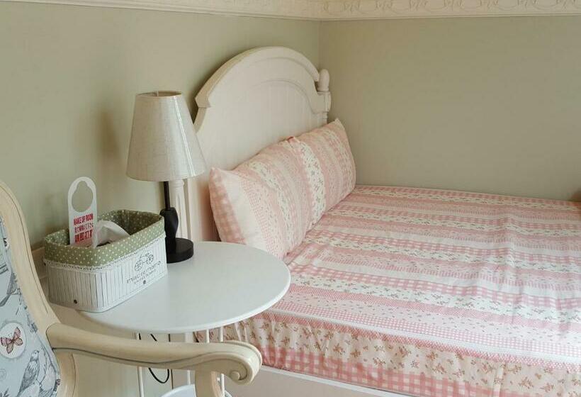 اتاق استاندارد با سرویس بهداشتی مشترک, 橙舍二館 Tw Hostel 2