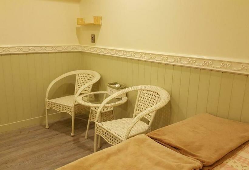 اتاق استاندارد با سرویس بهداشتی مشترک, 橙舍二館 Tw Hostel 2