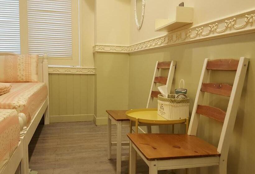 اتاق استاندارد با سرویس بهداشتی مشترک, 橙舍二館 Tw Hostel 2