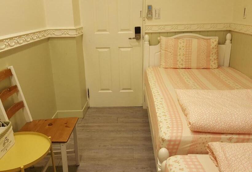 اتاق استاندارد با سرویس بهداشتی مشترک, 橙舍二館 Tw Hostel 2