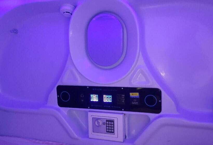 Capsule, 橙舍二館 Tw Hostel 2