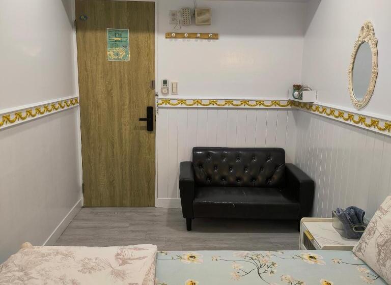 اتاق استاندارد با سرویس بهداشتی مشترک, 橙舍二館 Tw Hostel 2