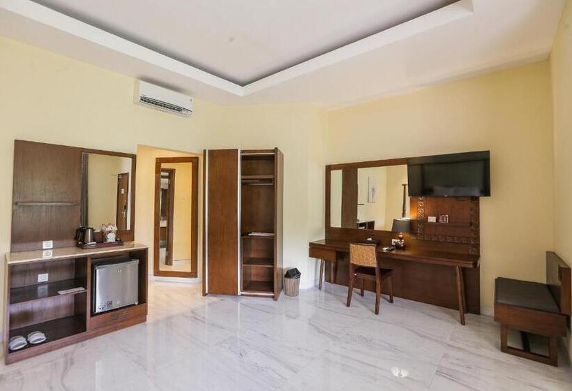 Полулюкс, Ubud Hotel & Cottages