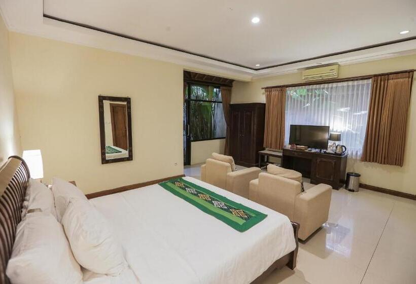 Полулюкс, Ubud Hotel & Cottages