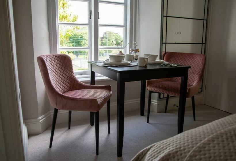 غرفة ديلوكس سرير كينج, Apple Tree Bed And Breakfast