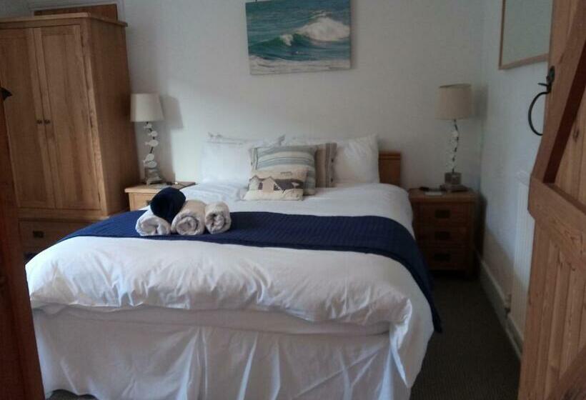 스탠다드 룸 킹사이즈 침대, Anchoragewells Next The Sea