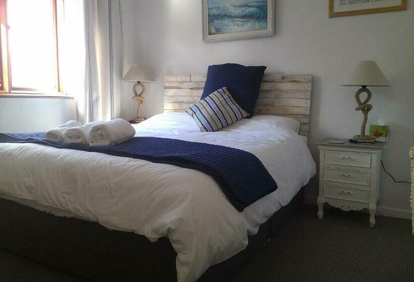 디럭스 룸 킹사이즈 침대, Anchoragewells Next The Sea