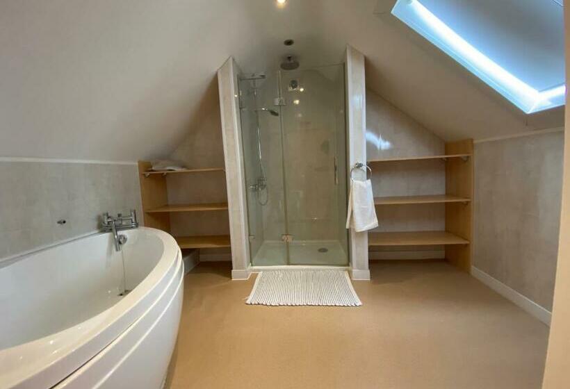 غرفة ديلوكس سرير كينج, Beldon House