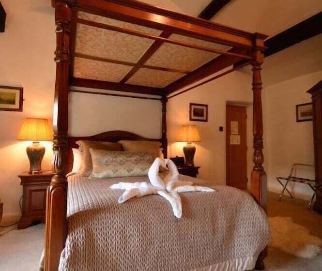 디럭스 룸, Busfeild Arms