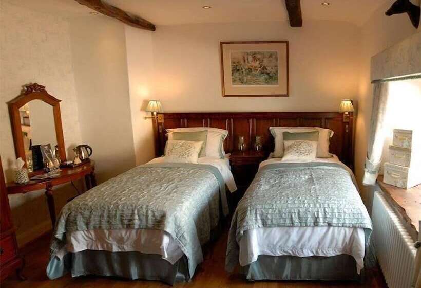 标准间, Busfeild Arms