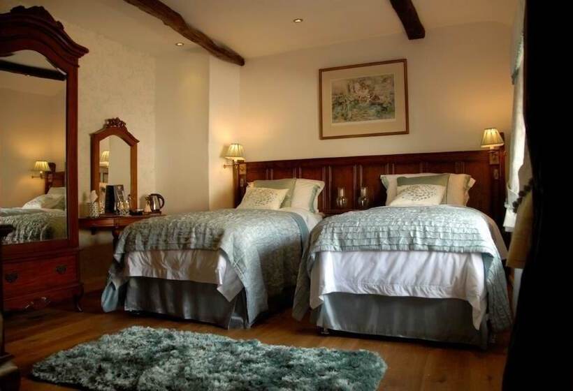 스탠다드 룸, Busfeild Arms