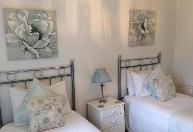 غرفة قياسية, Dunster Mill House