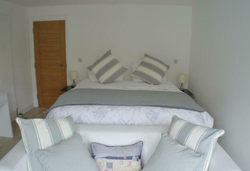 اتاق لوکس با چشم‌انداز باغ, Pier39portrush Adult Only